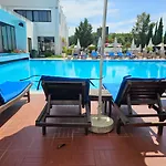 Hotel Sunborn