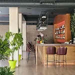 Hotel Sunborn Golem (Tirana)