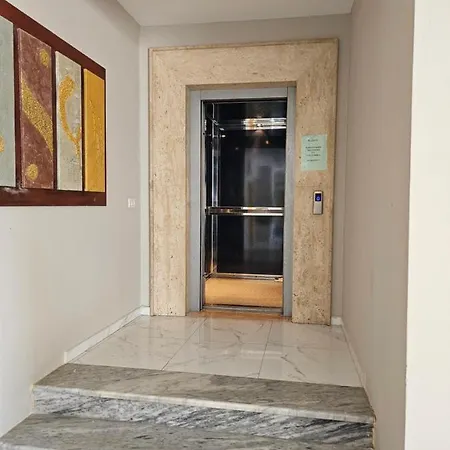 Sunborn Golem (Tirana)