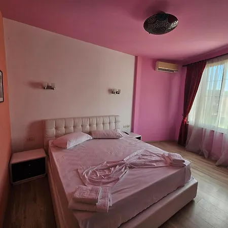 Hotel Sunborn Golem (Tirana)