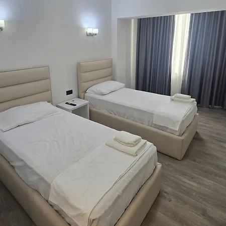 Sunborn 3* Golem (Tirana)