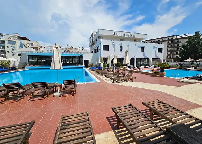 Sunborn 3* Golem (Tirana)