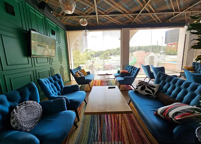 Sunborn Golem (Tirana)