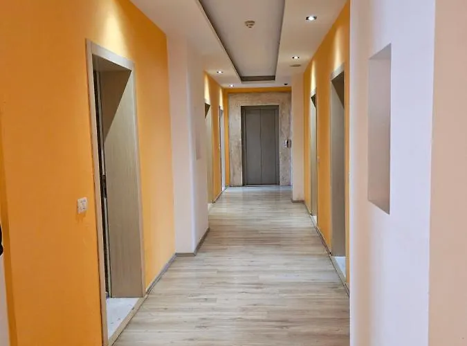 Sunborn 3* Golem (Tirana)