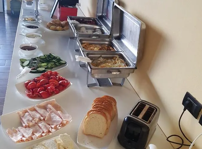 Sunborn 3* Golem (Tirana)