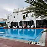 فندق Sunborn 3*