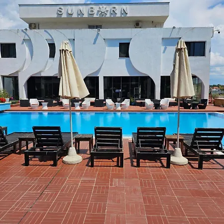 Sunborn Otel 3*