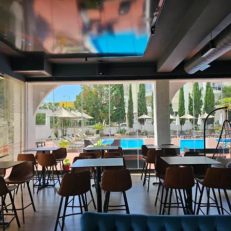 Sunborn Otel