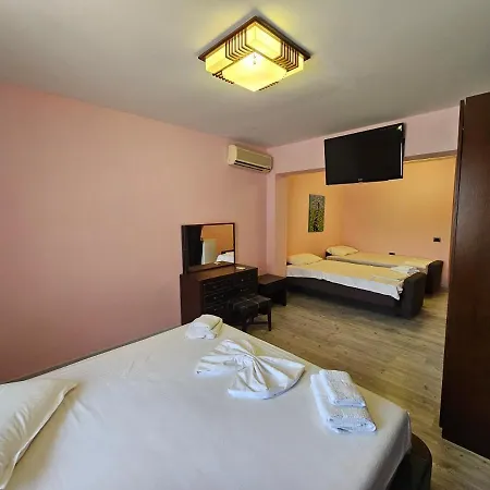 Sunborn 3* Golem (Tirana)