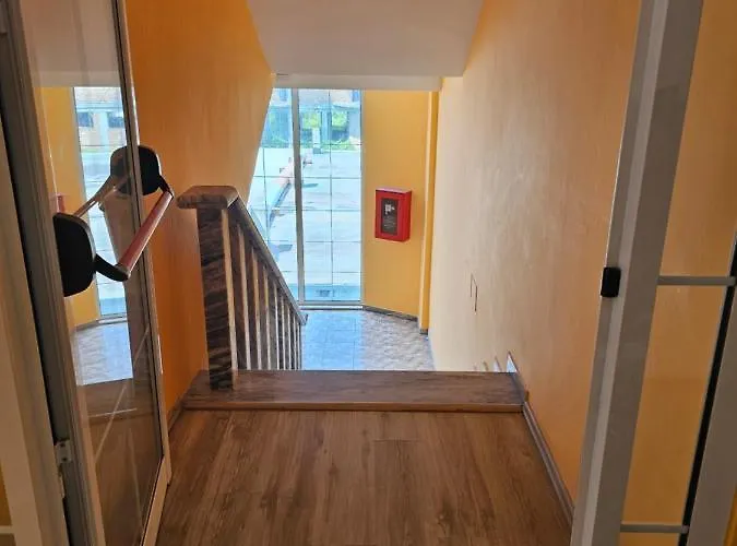 Hotel Sunborn Golem (Tirana)